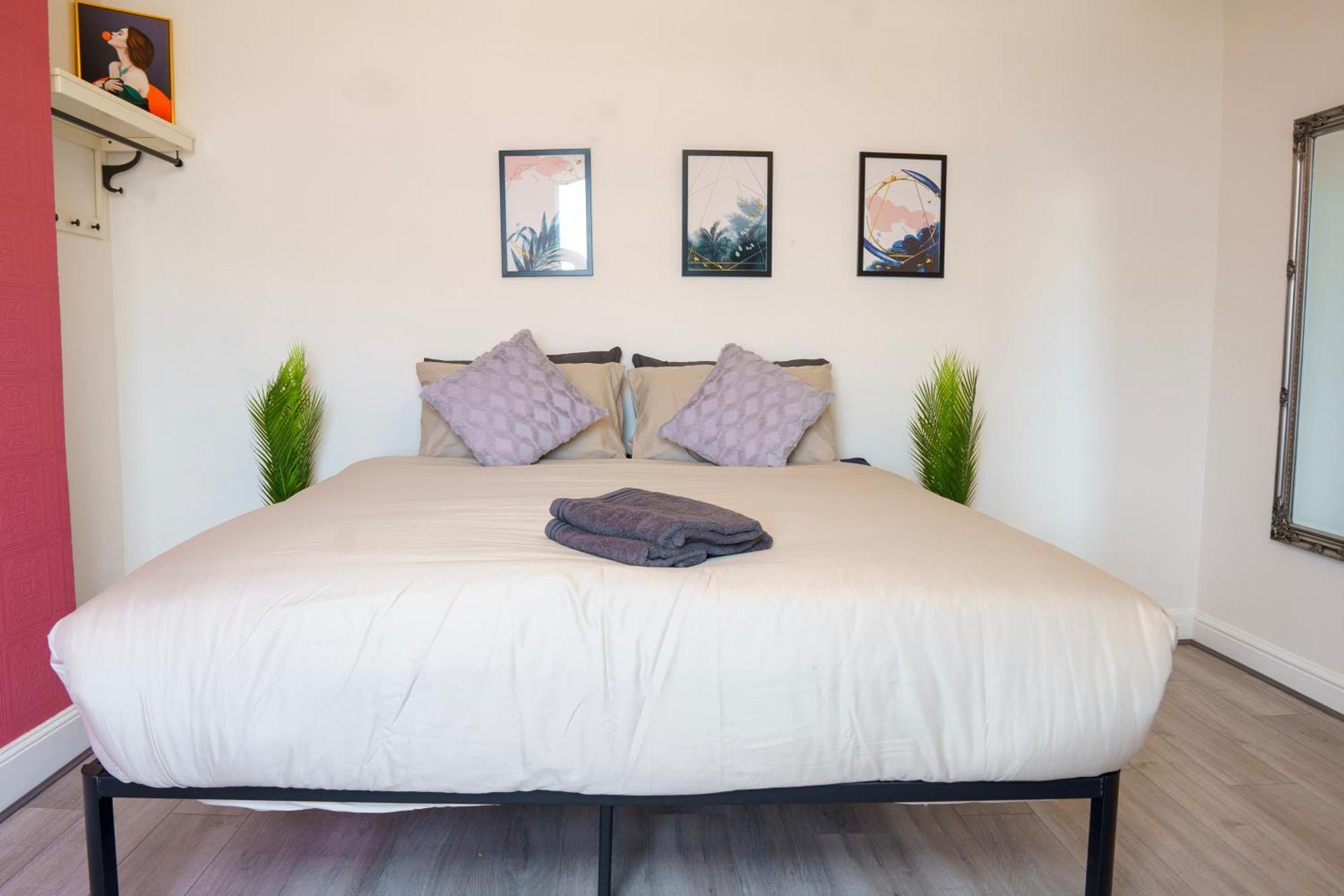 5C- Stylish Urban Retreat - Spacious 2 Bed Flat Londra Exterior foto