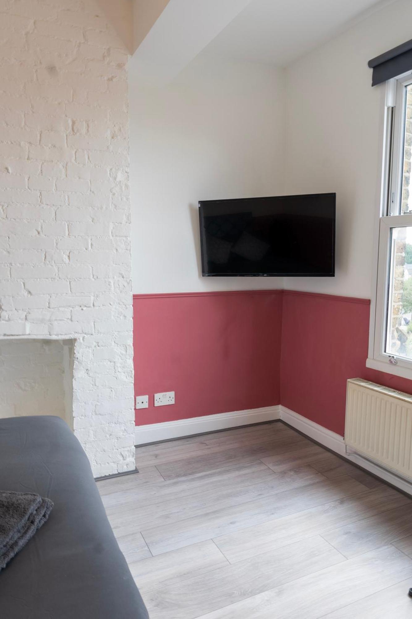 5C- Stylish Urban Retreat - Spacious 2 Bed Flat Londra Exterior foto