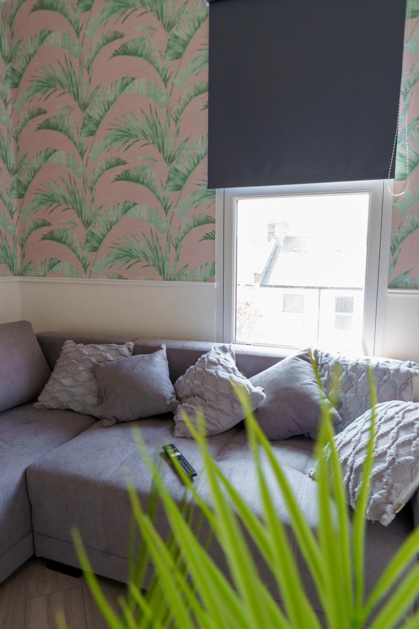5C- Stylish Urban Retreat - Spacious 2 Bed Flat Londra Exterior foto
