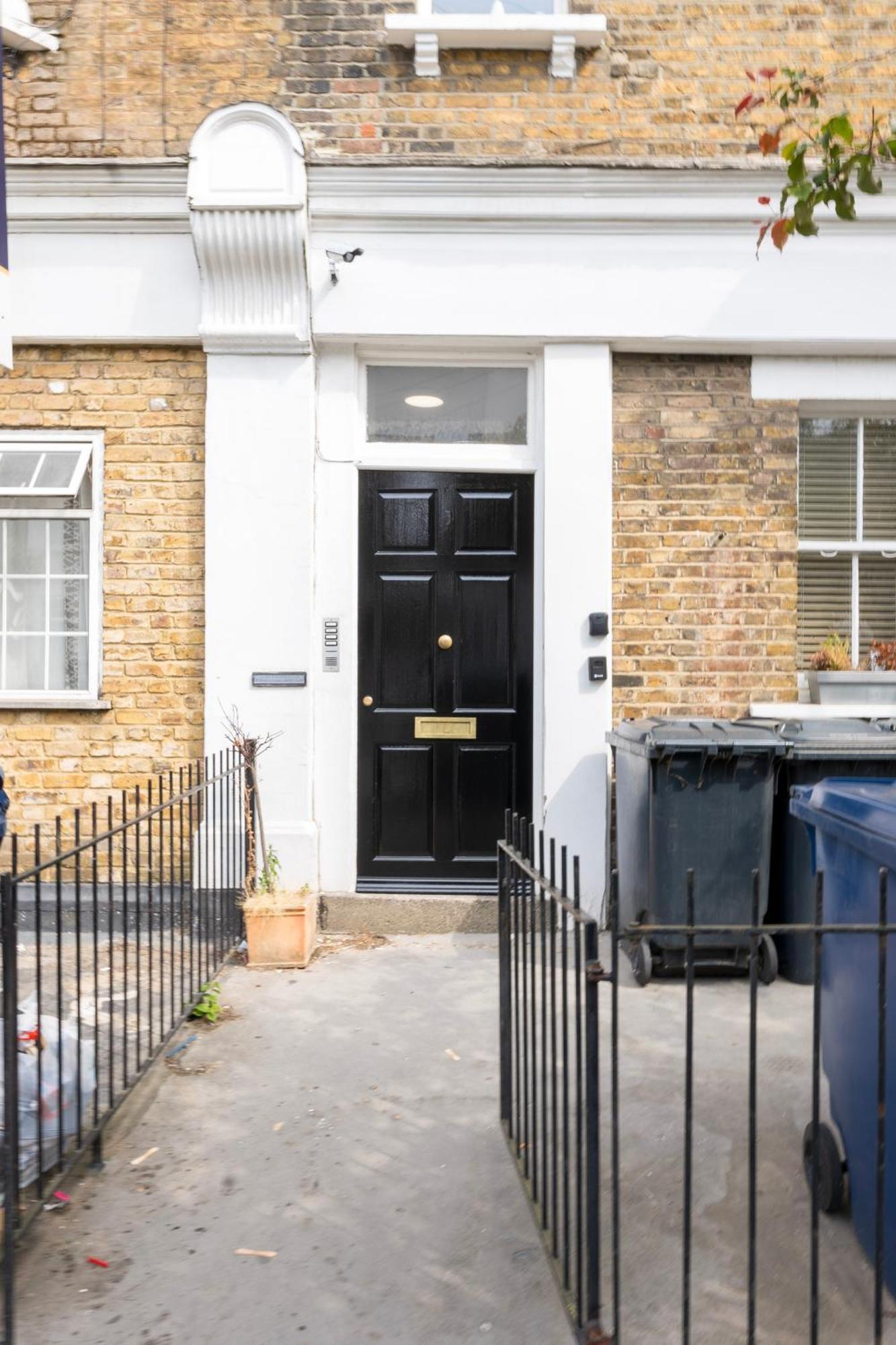 5C- Stylish Urban Retreat - Spacious 2 Bed Flat Londra Exterior foto