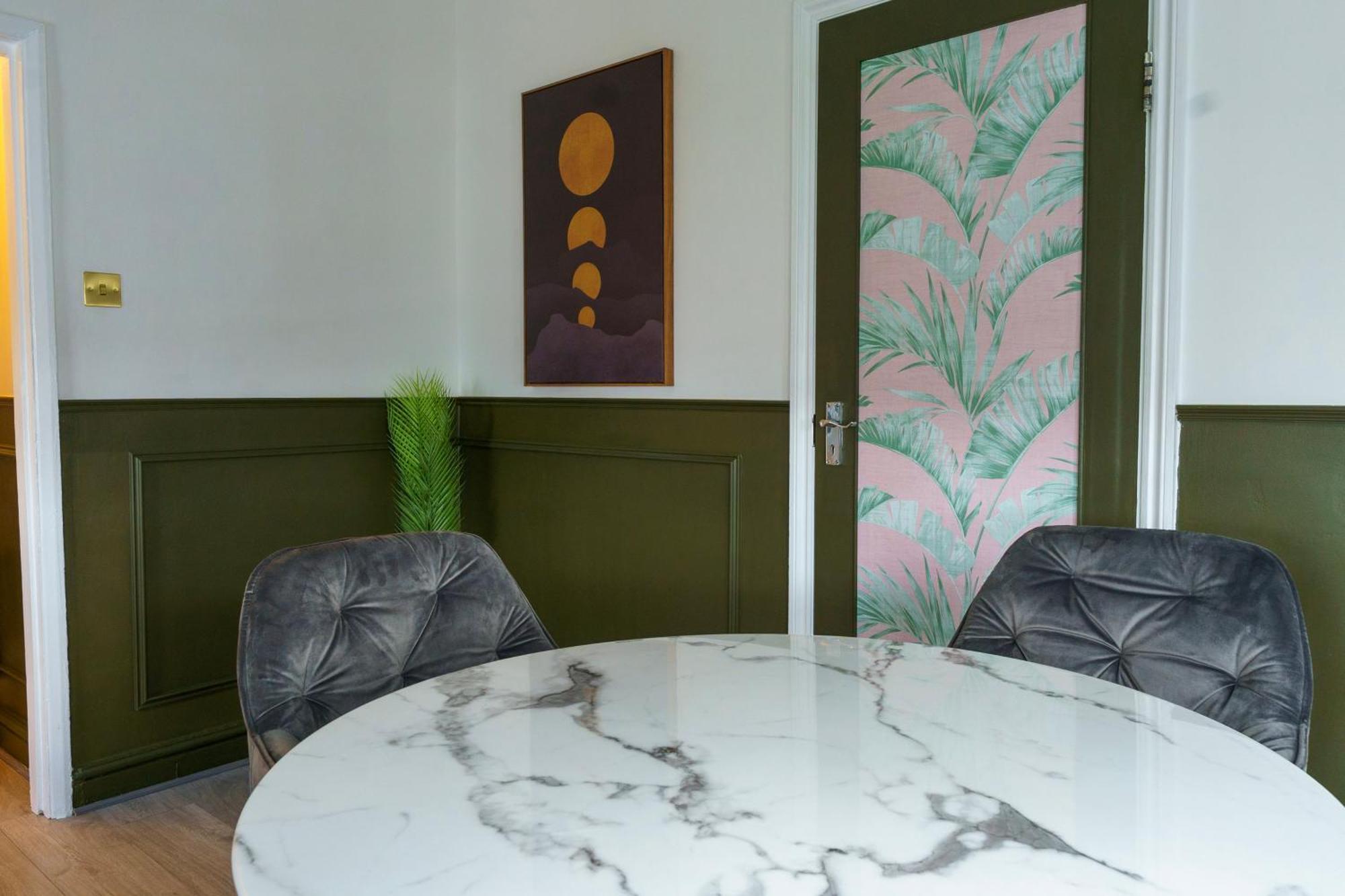 5C- Stylish Urban Retreat - Spacious 2 Bed Flat Londra Exterior foto