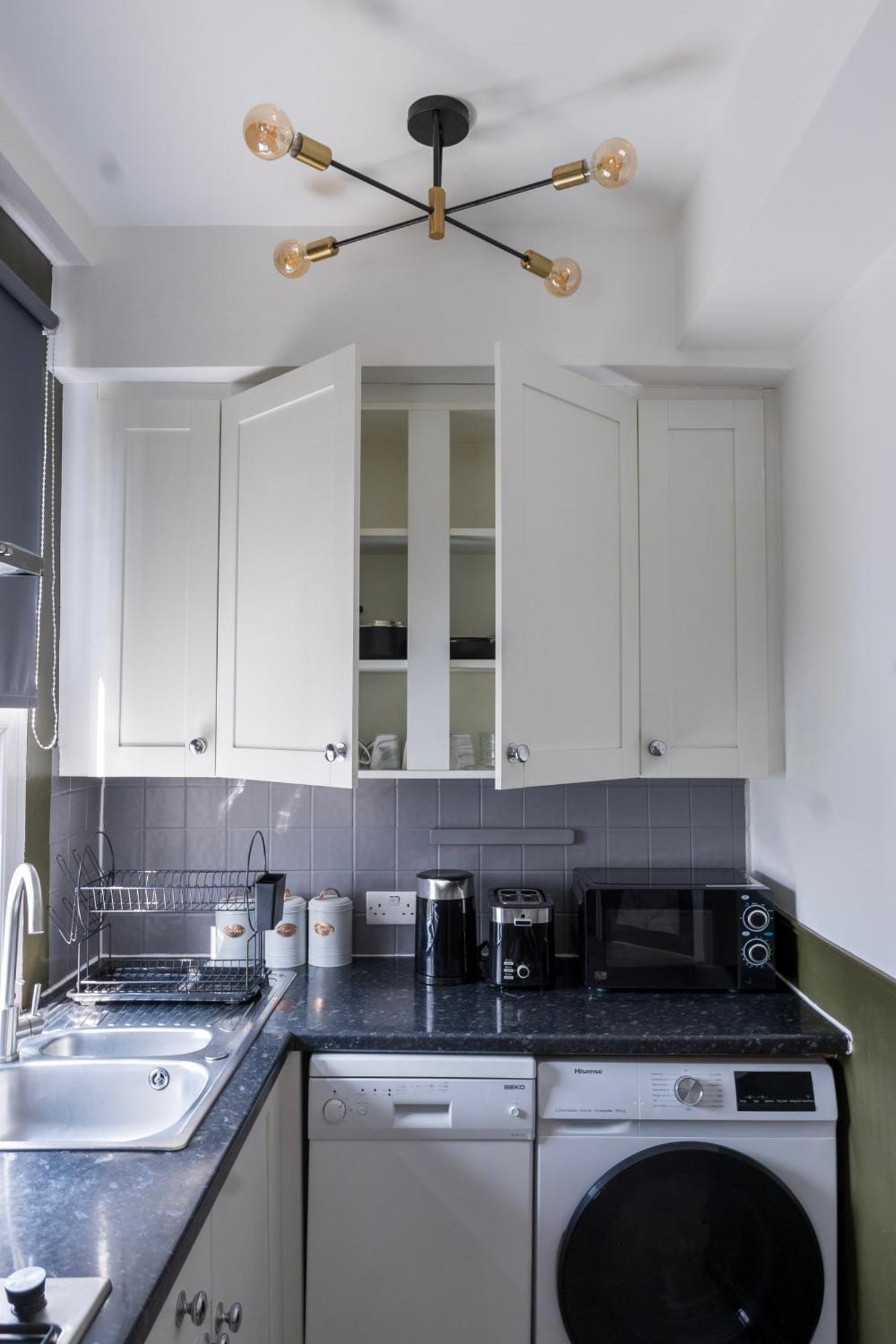 5C- Stylish Urban Retreat - Spacious 2 Bed Flat Londra Exterior foto