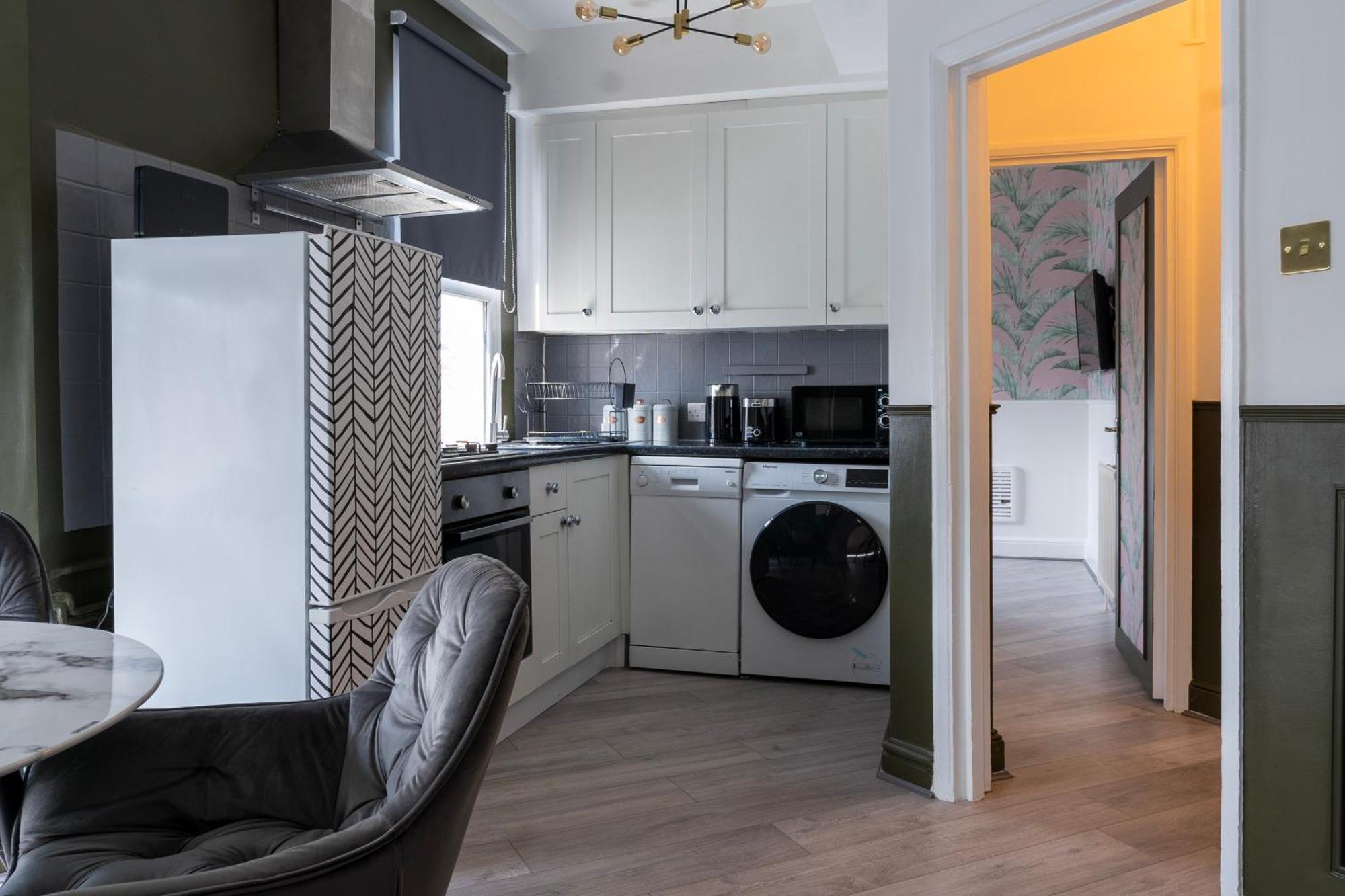 5C- Stylish Urban Retreat - Spacious 2 Bed Flat Londra Exterior foto