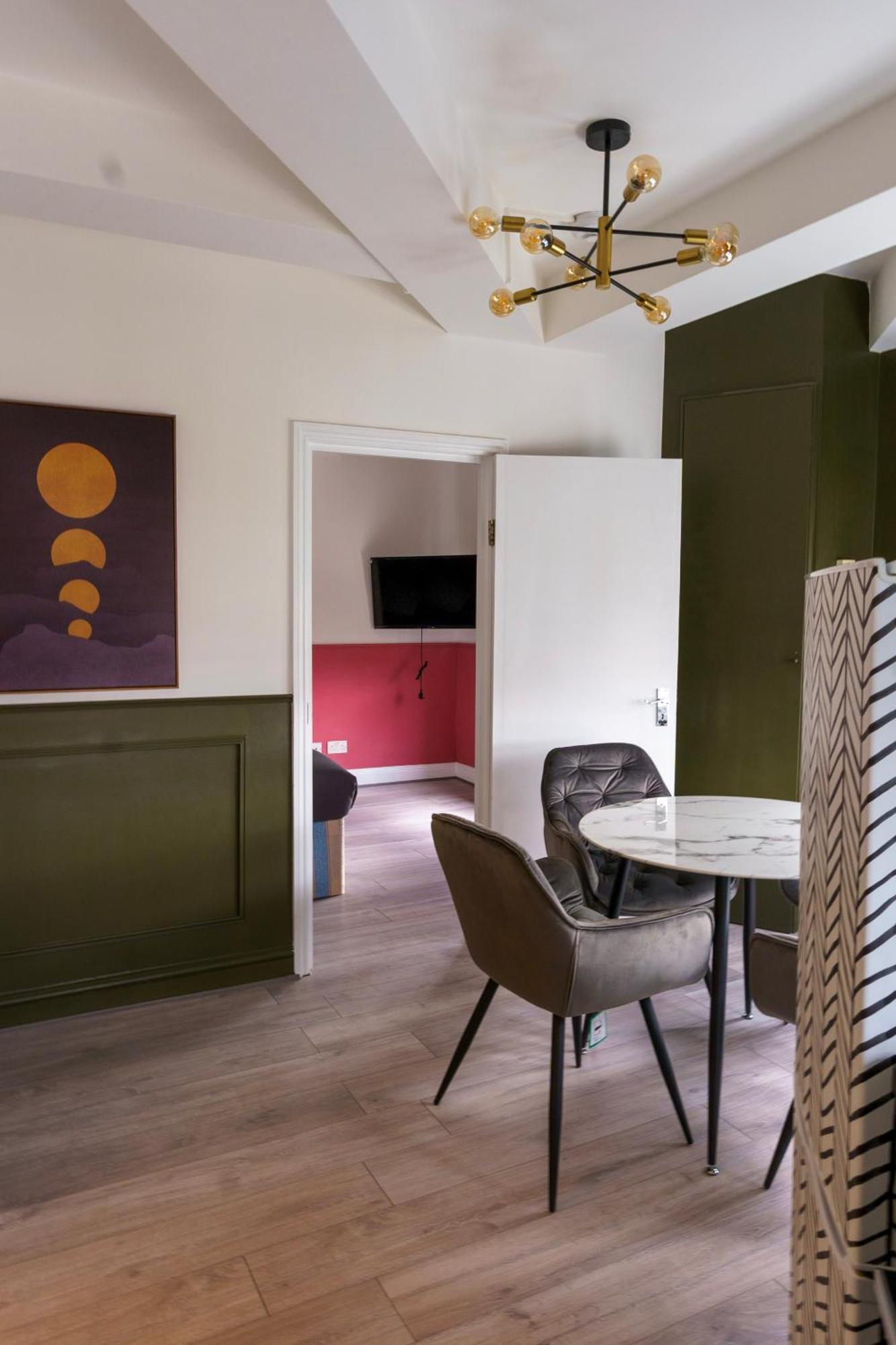 5C- Stylish Urban Retreat - Spacious 2 Bed Flat Londra Exterior foto
