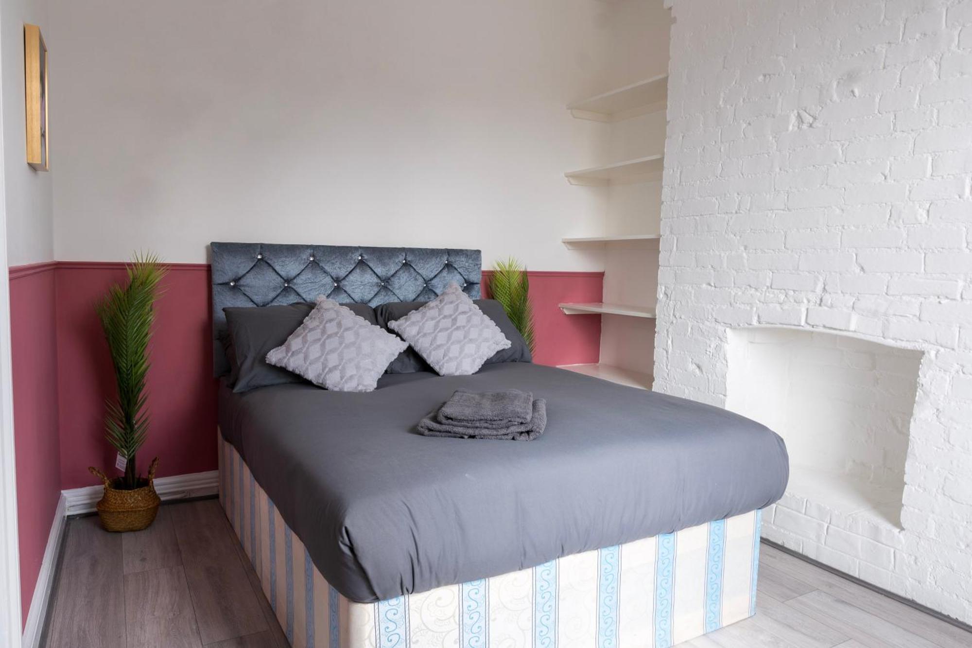 5C- Stylish Urban Retreat - Spacious 2 Bed Flat Londra Exterior foto